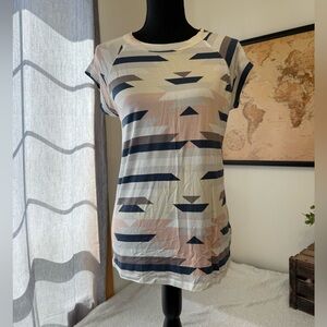 LulaRoe Ashley tee XS